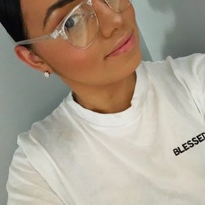 Meet your Posher, Keyana